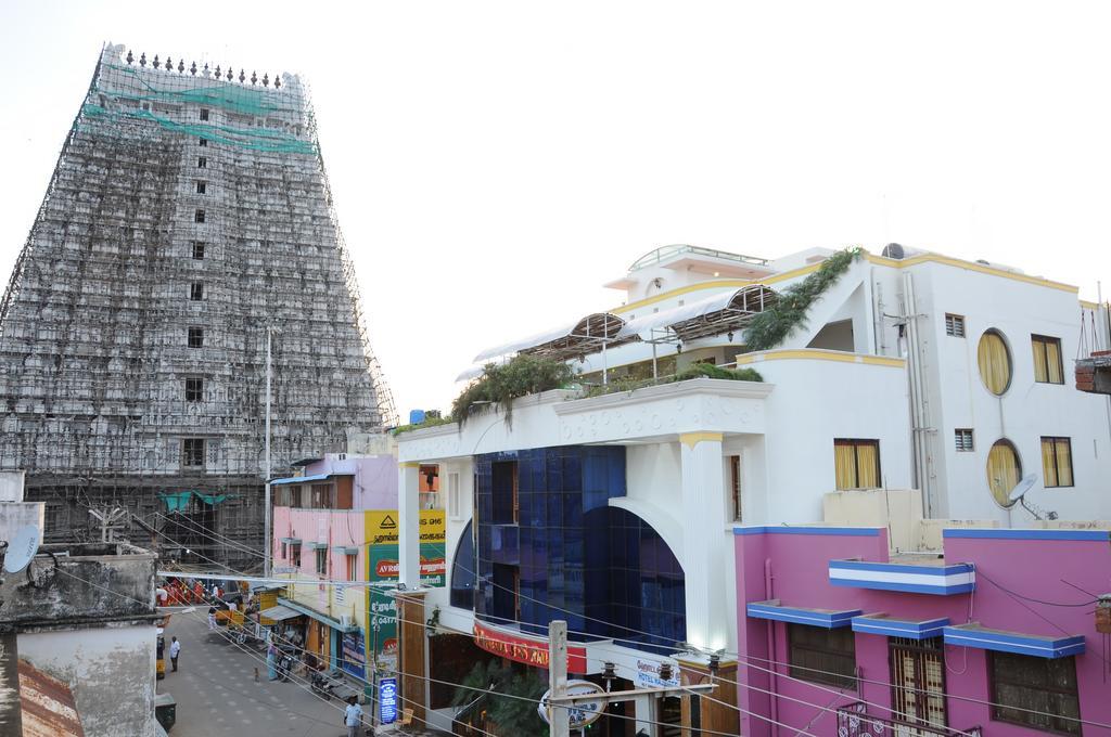 Sri Sarvesha Js Palace Temple View Tiruvannámalaj Kültér fotó
