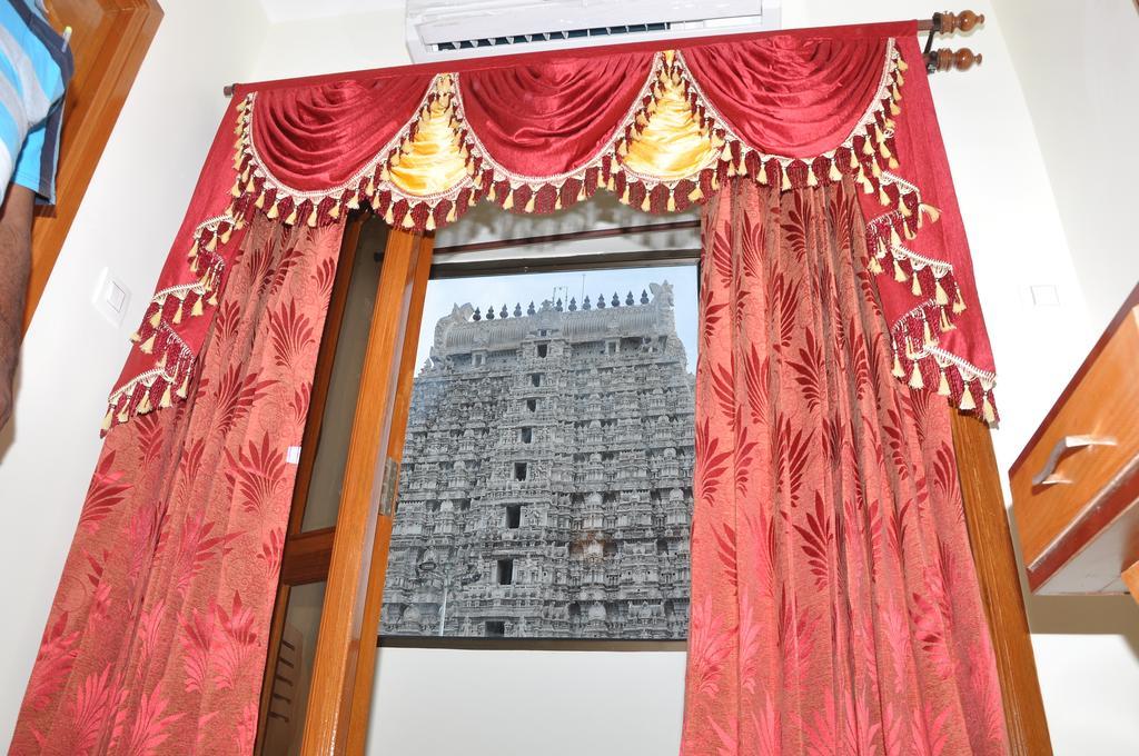 Sri Sarvesha Js Palace Temple View Tiruvannámalaj Szoba fotó